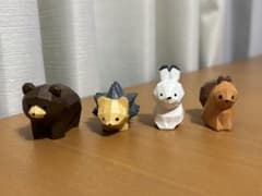 k*_様 動物 木彫風 マスコット 置物のサムネイル