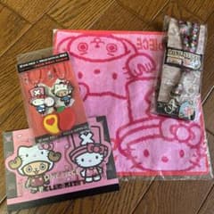 ONE PIECE × HELLO KITTY 상품 세트