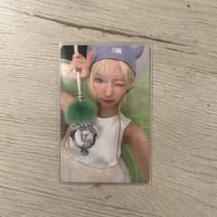 kiiikiii ジユ delulu pack calendar 封入トレカ - メルカリ