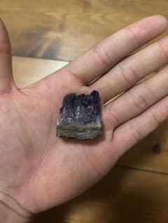 アメジスト結晶 紫色のサムネイル
