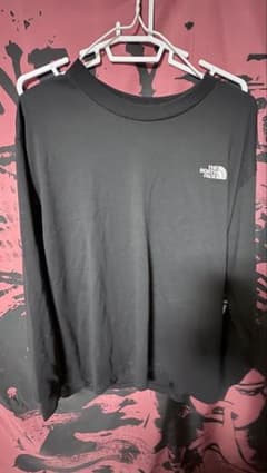 THE NORTH FACE ロングスリーブTシャツ ブラックのサムネイル