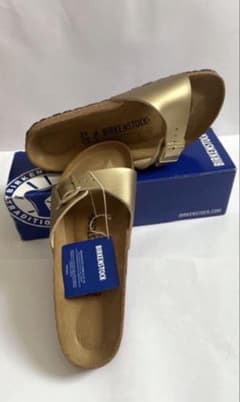 BIRKENSTOCK サンダル ゴールド 39のサムネイル