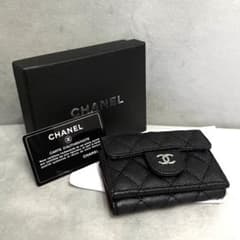 CHANEL 三つ折財布のサムネイル