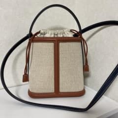 トリミングデザインミニバケットバッグのサムネイル