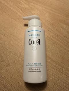 【ほぼ新品】キュレル　潤浸保湿　泡ジェル洗顔料のサムネイル
