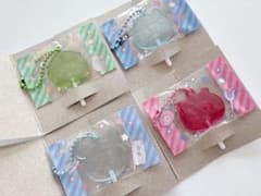 ちいかわ アクリルキーホルダー 4種セットのサムネイル