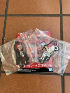 ワンピース レッド 一番くじ ラバーストラップ ウタ シャンクスのサムネイル