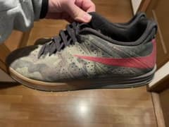 nike sbのサムネイル