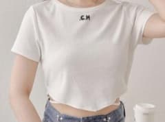 Chico ウエストリボン チビT ショート丈トップスのサムネイル
