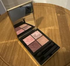 YSL イブサンローラン　アイシャドウ　クチュールミニクラッチ　400のサムネイル