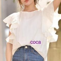 coca フリルブラウスのサムネイル
