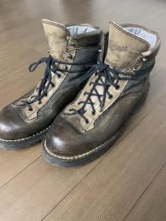 Dannerのサムネイル