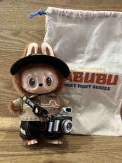 LABUBU Wacky Mart Series ラブブ 店員のサムネイル
