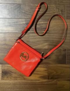 【美品】マイケルコース　ショルダーバッグのサムネイル