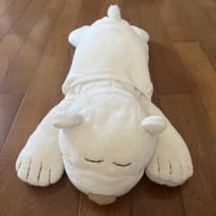 ニトリ シロクマ 抱き枕 - メルカリ