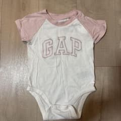 baby GAP ロンパース 半袖 ピンク ホワイト　70〜80サイズ相当のサムネイル