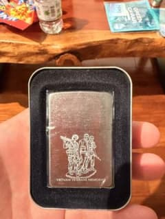 ZIPPO Vietnam Veterans Memorialベトナム戦争慰霊碑のサムネイル