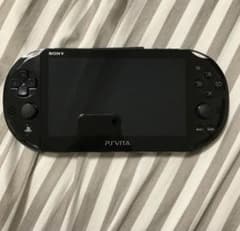 PlayStation®Vita（PCH-2000シリーズ）Wi-Fiモデル …のサムネイル