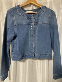 シェトワ　Chez toi  ショート丈デニムジャケット　Fサイズのサムネイル