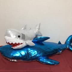 グロッシーシャーク超BIGぬいぐるみ (ブルー)&キラキラメガロドン
