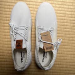 hummel 28.5シューズ白のサムネイル