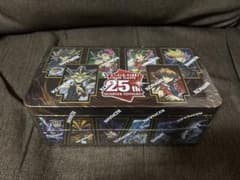 遊戯王 25th ANNIVERSARY TIN 缶のサムネイル