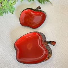 津軽塗り　菓子皿リンゴ型2枚セットのサムネイル