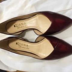 DIANAパンプスのサムネイル