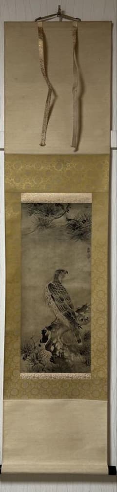 雪村／複製画［松鷹図］重要文化財 紙本掛軸 共箱！ - メルカリ