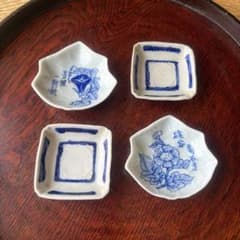 アンティーク 染付 変形 朝顔 菊 隅入 豆皿 小皿 4枚 - メルカリ