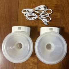 Baby Smile ハンズフリー　搾乳機　セット販売のサムネイル