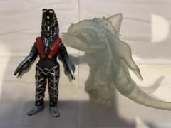 ウルトラ怪獣500 シェパードン　クリスタルクリアver&ゴドラ星人のサムネイル