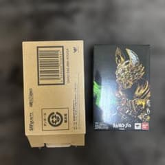 S.H.Figuarts 真骨彫製法 黄金騎士ガロ 冴島鋼牙のサムネイル
