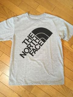 THE NORTH FACE Tシャツ カットソーのサムネイル