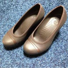 かおりん様専用☆値下げ！crocs こげ茶色ウエッジソールパンプス☆のサムネイル