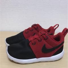 美品！ナイキ タンジュン スニーカー Nike/Jordan/ジョーダン/キッズのサムネイル