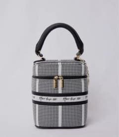 Herlipto HLT Jacquard Vanity Bag silver - メルカリ
