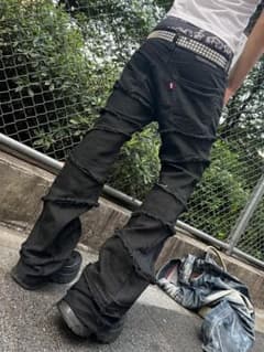 リメイク加工 ブラックフレアパンツ グランジ　ago swag archive リメイク加工 ブラックフレアパンツ グランジ ago swag archive - メルカリ