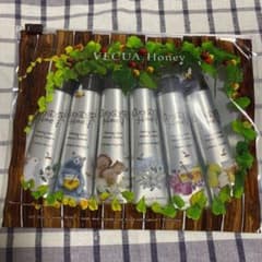 ベキュア ハニー ワンダーハニー 蜜蜂の森のハンドクリームギフトのサムネイル