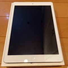 iPad Air Wi-Fi + Cellular：シルバー(第1世代)のサムネイル