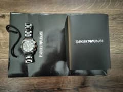 【maru様専用】EMPORIO ARMANI 稼働品 ブラック×ゴールドのサムネイル