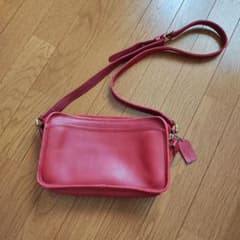 COACH オールドコーチ ショルダーバッグ 赤のサムネイル