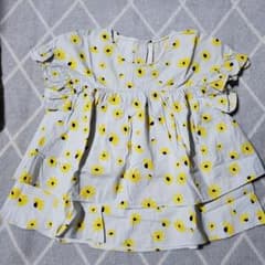 zara 花柄 フリルトップスのサムネイル
