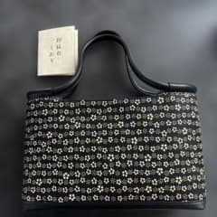 和装用トートバッグ 黒と白の花柄 印伝 母の日のプレゼントに - メルカリ