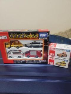 トミカ緊急車両セット(4台)+トミカ2台(No.52・No.88) トミカ緊急車両セット(4台)+トミカ2台(No.52・No.88) - メルカリ