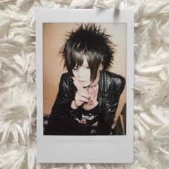 R指定 マモ チェキのサムネイル