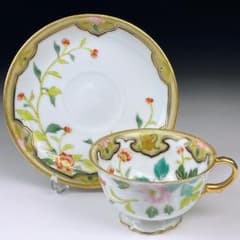 【希少】オールドノリタケ 花紋 金盛り ティーカップ＆ソーサー ぺディスタル 希少】オールドノリタケ 花紋 金盛り ティーカップ＆ソーサー ぺ