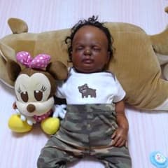 リボーンドール、可愛い黒人赤ちゃんのサムネイル