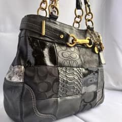 【美品】coach y2k hamptons black patchworkのサムネイル