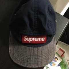 supremeキャップのサムネイル